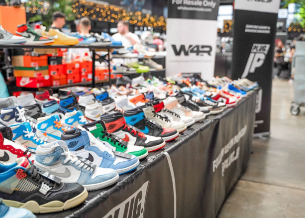 For sneaker enthusiasts and streetwear fans, finding a rare release can be part of the excitement. Shoebuya brings that experience to Brescia, Italy, as a specialist